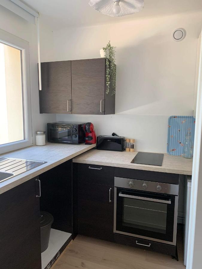 Appartement 40M2 Vue Sur Mer Acces Direct Plage Et Parking Prive Dinard Exterior photo